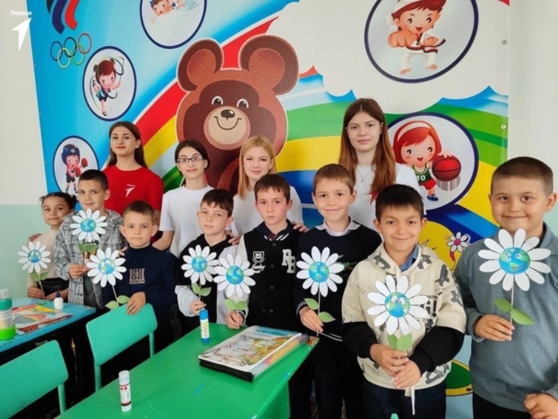 В Раздольненской школе прошел экологический мастер-класс для учеников начальных классов.