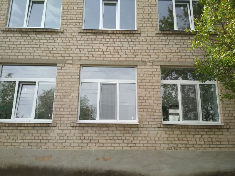 Забайкальский край заменит окна в музыкальной школе Старобешевского округа .