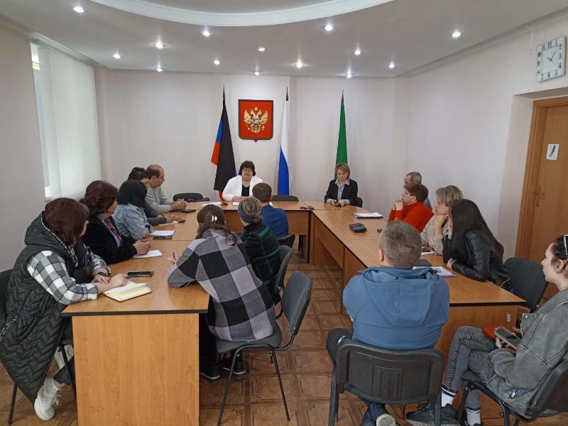 Ассоциация ТОС Димитровграда продолжает делиться опытом с коллегами из ДНР .