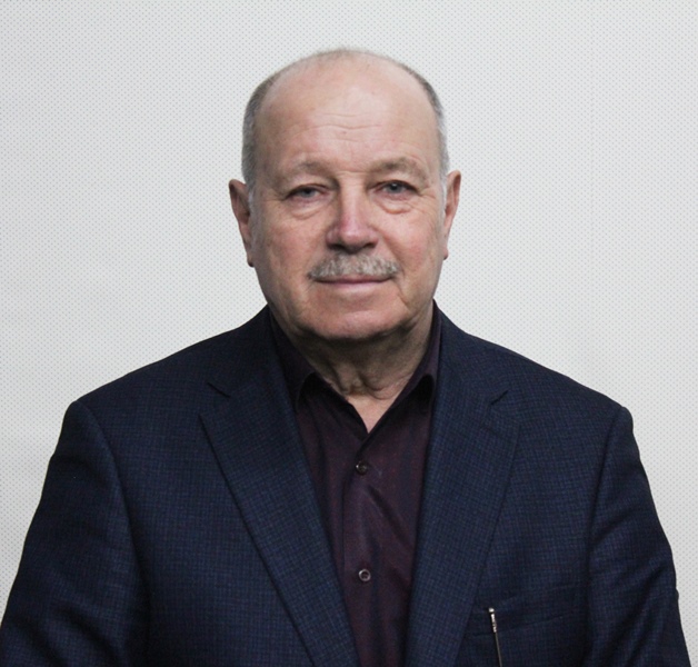 Суетов Валерий Павлович.