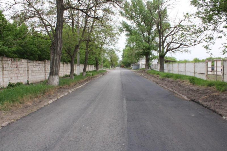 Бурятия помогла отремонтировать дорогу в Старобешевском округе .